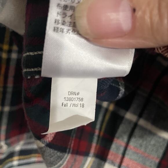 Eddie Bauer Shirt Men Medium Red Plaid Long Sleeve Pockets Button Down Classic - Picture 8 of 8